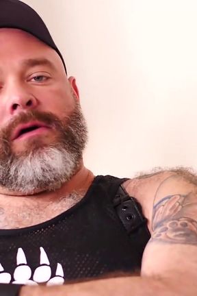 BEARFILMS Bear Sterling Johnson raw breeds fat Kurt Jacobs