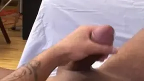 Stroke That Dick: Yellow Y-fronts Yielding
