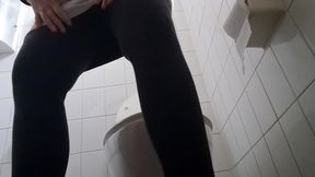 farting and pee in the public bathroom all to be enjoyed 4k