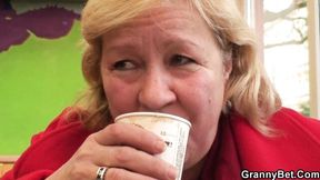 Chickfriend's grannybet dirt by Granny Bet