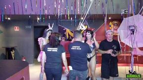 e esta tudo pronto para comecar a maior putaria do brasil com as mais gostosas e bundudas - bianca naldy - alessandra marques - bruna black - patricia kimberly - carol fenix - gih rocha