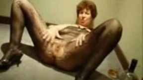 Mature whore sucks my cock after fingering her cunt on the floor