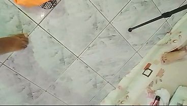 Rebolando numa pica dura