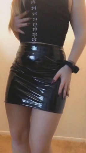 Ass Worship in Latex Skirt