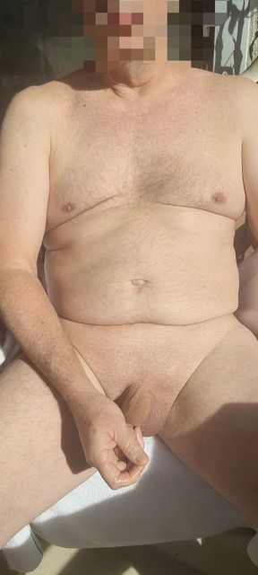 Masturbating outside in the sun and swallowing my own cum