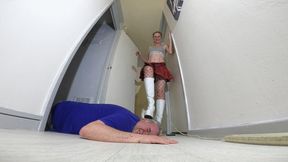 Danielle's Walking Trampling Boots FLOOR CAM