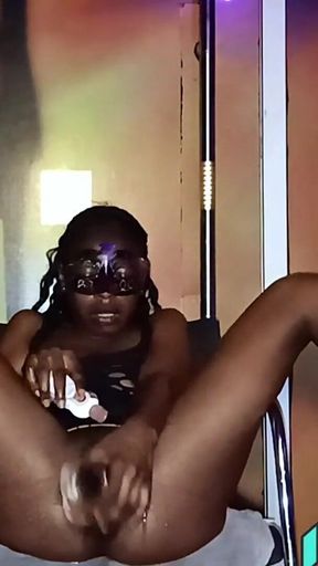 I Have a Sex Addiction I Cant Help Fucking My Juicy Ebony Pussy at All Hours During Work!!