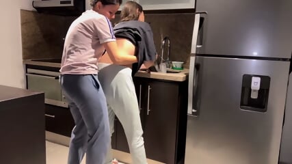 Lesbian Humping Compilation