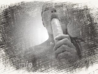 Oriental wench remembers how to do a great deepthroat