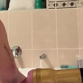 Kiwi Boy Fucks Fleshlight in Bathtub