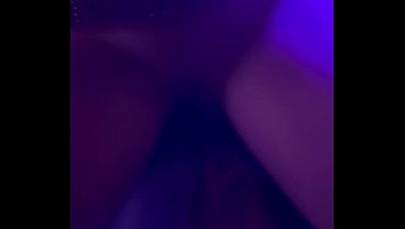 Je me fais baiser dans un Club Libertin