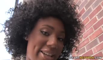 Daquiri Divine Tames a Thunderous Black Beast at the Gloryhole