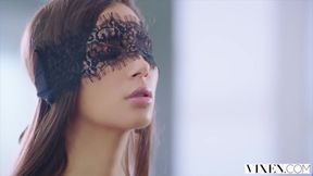 YOUNG SLUT Gianna Dior Has A Very Kinky Relationship