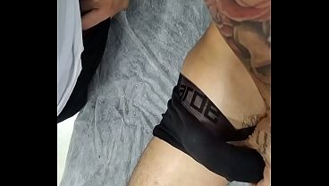 Cliente ficou duro e acabou me deixando excitado tamb&eacute_m
