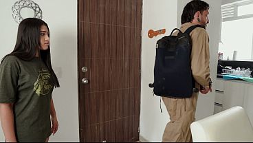 Mi primer dia de fontanero, y la chica no tiene como pagarme