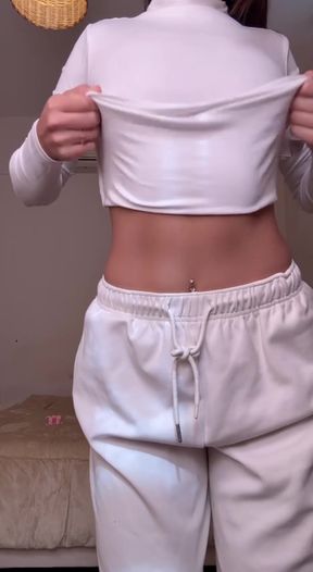 Athletic babe reveals her big tits
