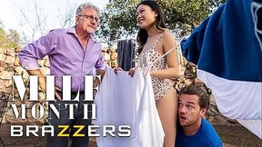 Horny Sexy (Lulu Chu) Finds What She Desperately Needs In (Kyle Mason'_s) Big Dick - Brazzers
