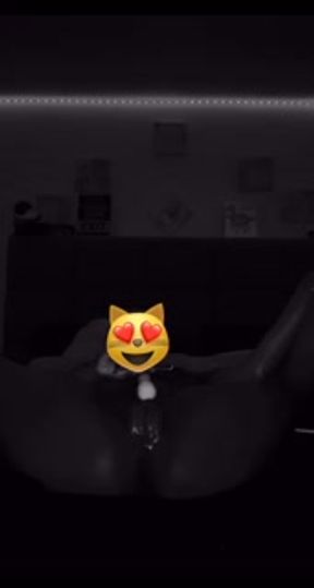 Watch me cum baby