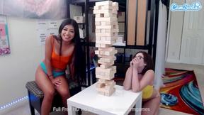 ”Teen university rommies play with each other”