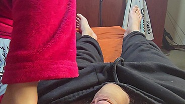 19y old stepsis helping me with my morning wood before class