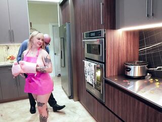 MUCH MATURE Boyfriend Rencounter Her Parents On Thanksgiving! ~ Skylar Vox Full Trailer