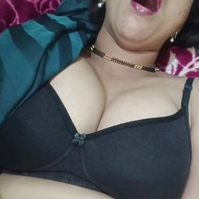 Desi bhabhi sex in room