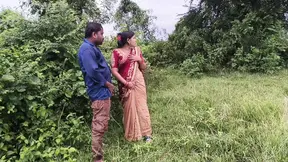 Odisha village housewife takes wild hardcore fuck in the woods with her