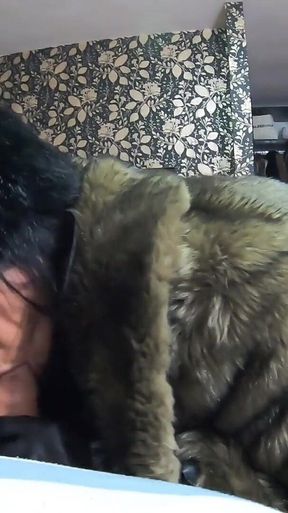 Milfycalla- Deep Blow-job and Cum Play While Wearing a Hot Green Fur-coat, Leather Gloves and Long Boots 213