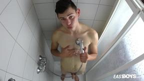 ”Roger Cossey - Day 1 - Shower”