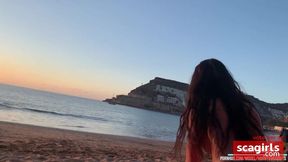 Public Beach Sex and Orgasm for Amateur Couple