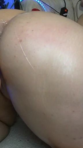 Camgirl Doing Double Penetracion!!! Her Asshole Is Too Tight!!!