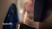 Bi hunk gets fully naked at the gym locker room/4K