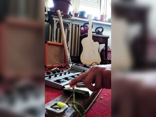Impure Sound Magnet - DIY Diddley Bow Riff