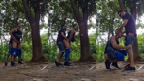 casado arrombando meu cu na trilha do parque