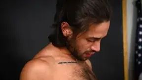 Next Door Originals: Sultry Swingers Share A Spurt