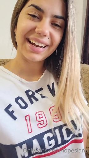 Click if watching her lose control turns you on