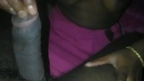 Desi bhabhi got land while messaging.