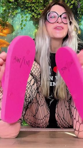 67 Bully Giantess Size 16 Feet Eu 50 Humiliate & Dominate Your Tiny Mens Size 1 Eu 34 Shoes