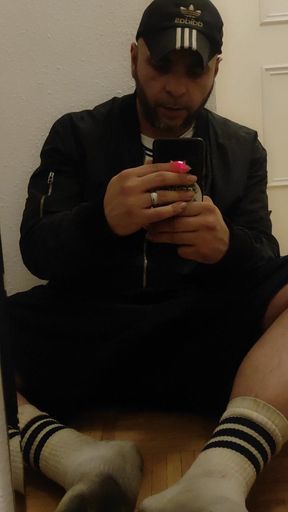 Hammer!! Take a Look at What the Dj Bro