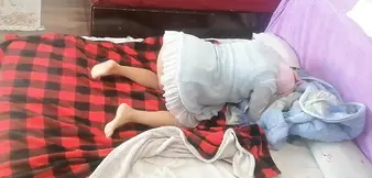 Hot couple erotic massage with oil on the body  Amateur wife gives me a handjob until I cum  Hot amateur couple crazy sex in the