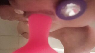 Squirting Explosion - she Play with a Toy inside the