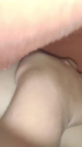 Stepbehna ne bola "Aa ja mere blanket mein so ja", andar kuch nahi pehna tha - ne lund andar daal ke raat&hellip;   Clip 2