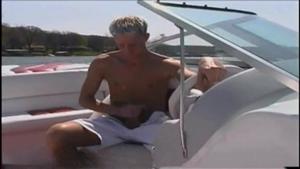 Boyz Party: Onboard Oozing