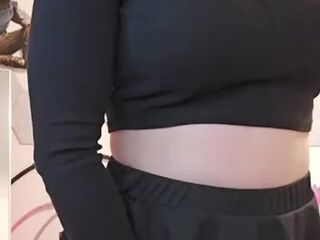 Secret sextoy ride on brunette hair camgirl livestream