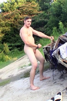 Elijah Returns for a Piss &amp; Stroke