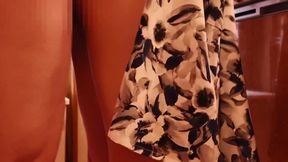 Amateur couple in the kitchen, Japanese wife gives a blowjob