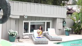 Ziggy Star trades Cigar for Cock Stick