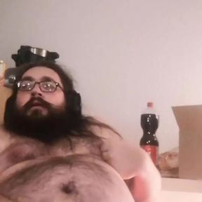 Fat german bear talks about how much he DESIRES to get FAT!