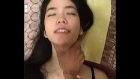 je baise une asiat je lui d&eacute_fonce la chatte