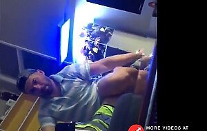 Bareback Amateur Fucks a Construction Worker